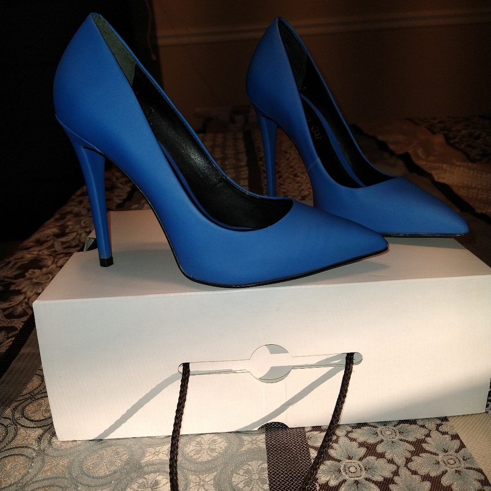 ***SOLD**Aldo pumps genuine leather made in Brazil